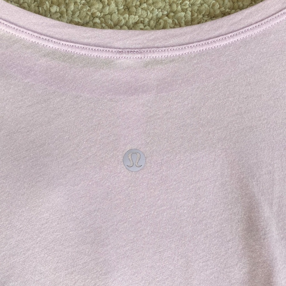 Lululemon Purple Jericho Crew SS NWT - Picture 4 of 5